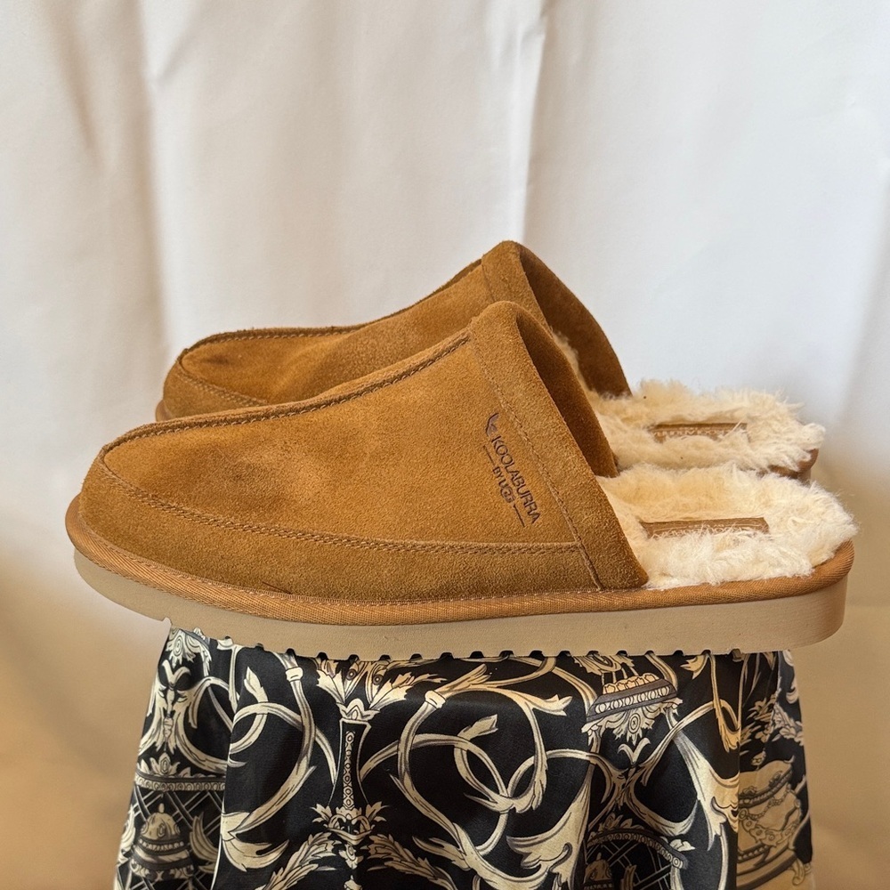 Koolaburra by UGG Men's Tan Suede Loafers - Picture 8 of 16